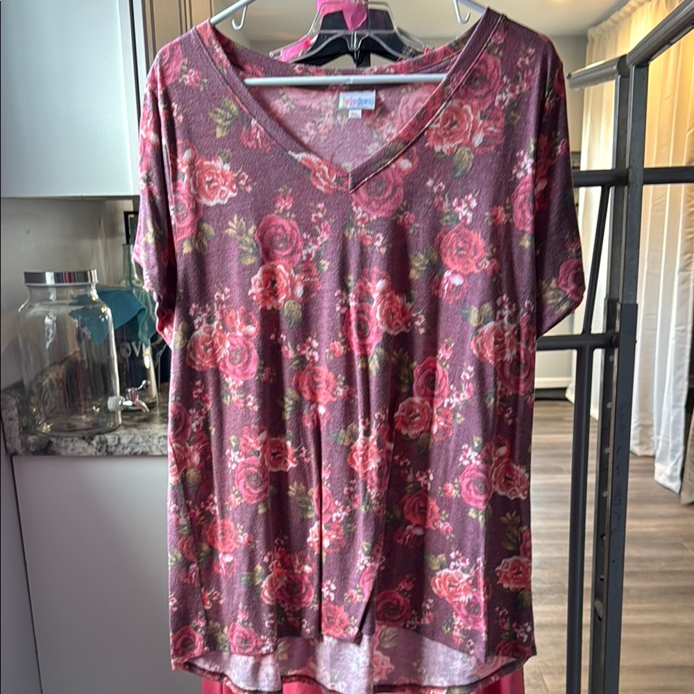 Floral V-Neck Top - Pink